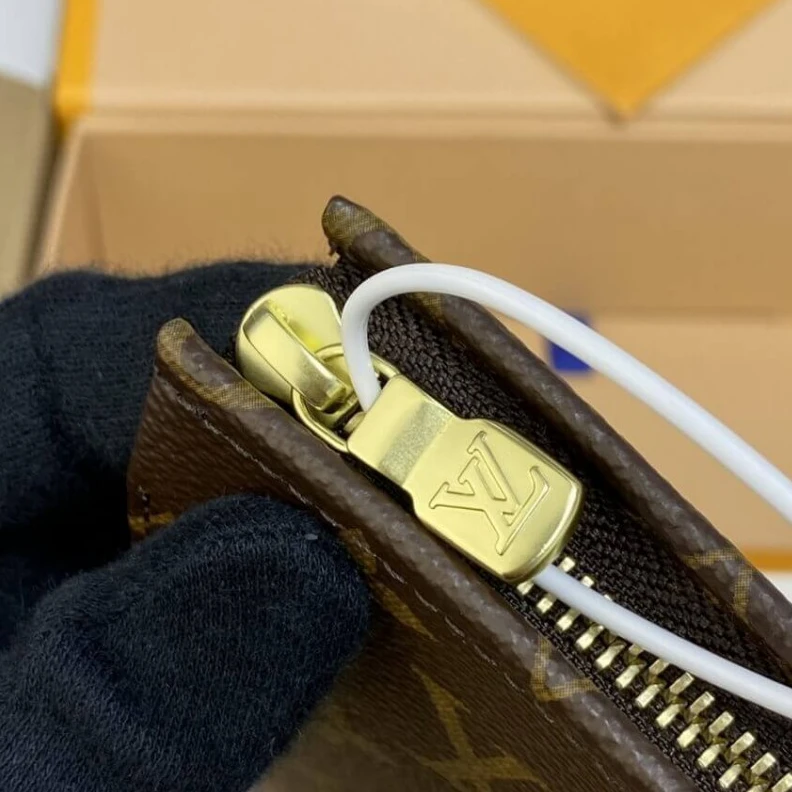 Mythick.ru Washable LV Monogram Poche Toilette 26