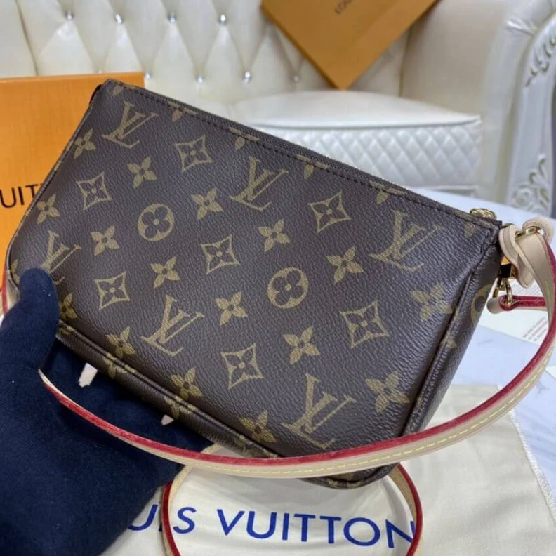 Mythick.ru Always the Louis Vuitton Monogram Pochette Accessoires
