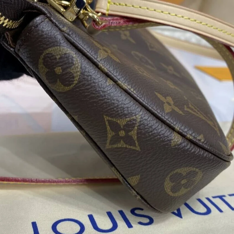 Mythick.ru Always the Louis Vuitton Monogram Pochette Accessoires