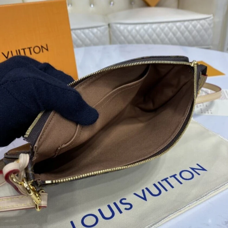 Mythick.ru Always the Louis Vuitton Monogram Pochette Accessoires