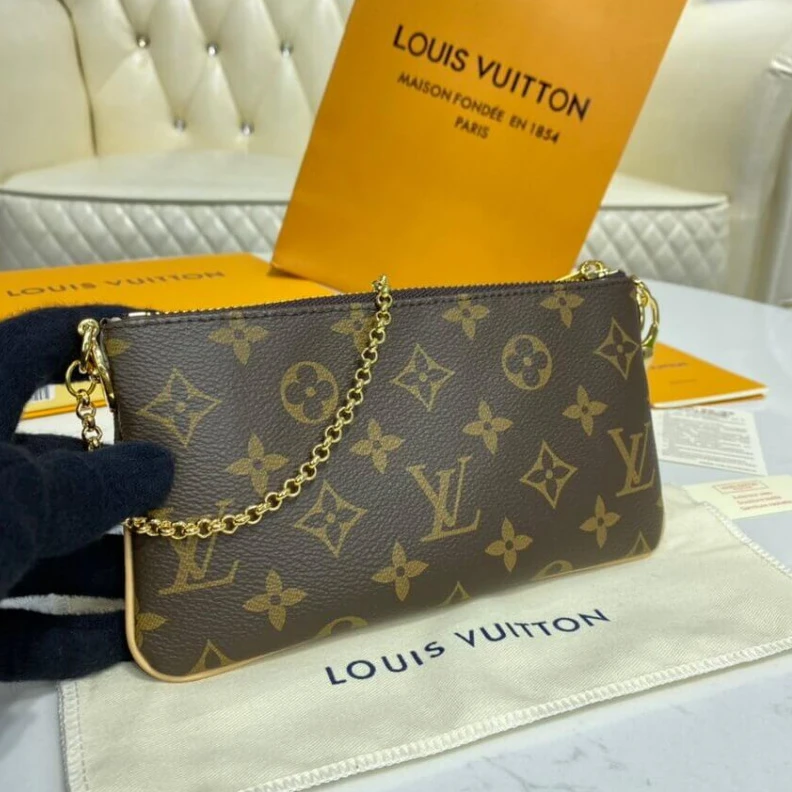 Mythick.ru Metalic M LV Monogram Pochette Milla MM