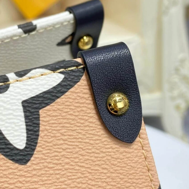 Louis vuitton locations Handle: D Louis Vuitton Monogram Print Onthego GM Arizona