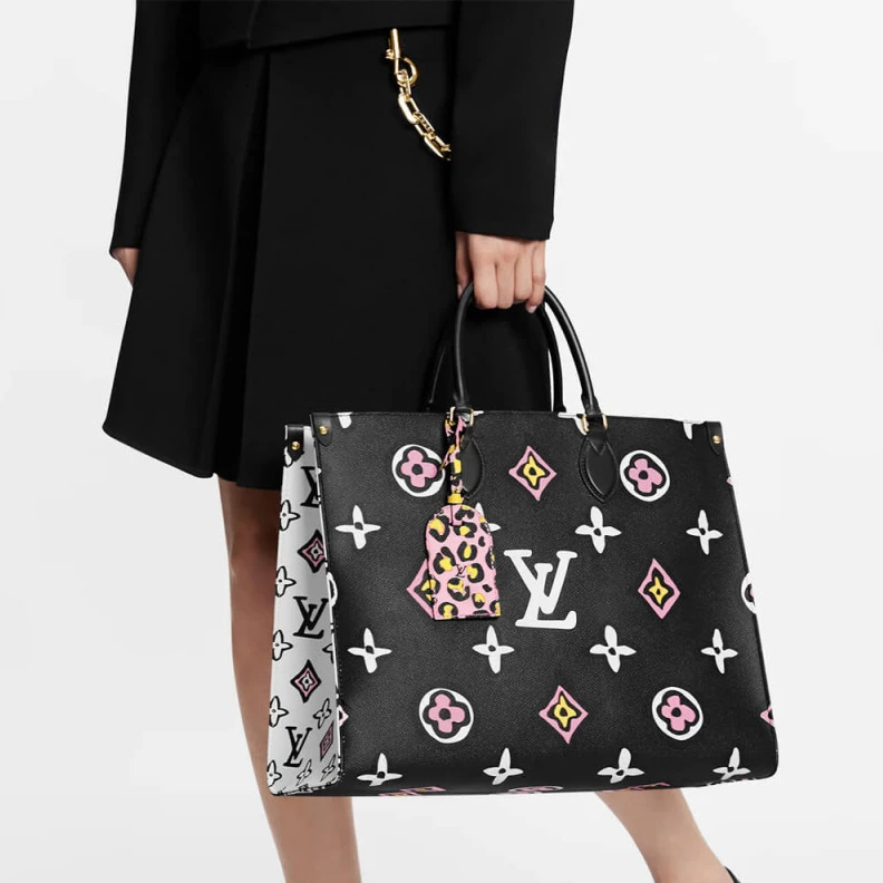 Mythick ru 2 inside Louis Vuitton Monogram Print Onthego GM Black