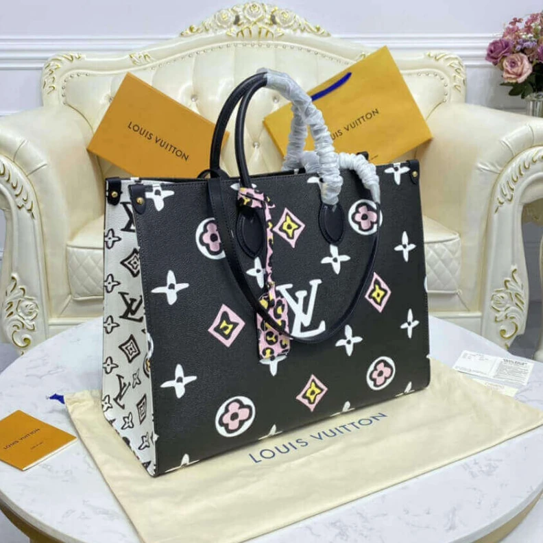 Mythick ru 2 inside Louis Vuitton Monogram Print Onthego GM Black