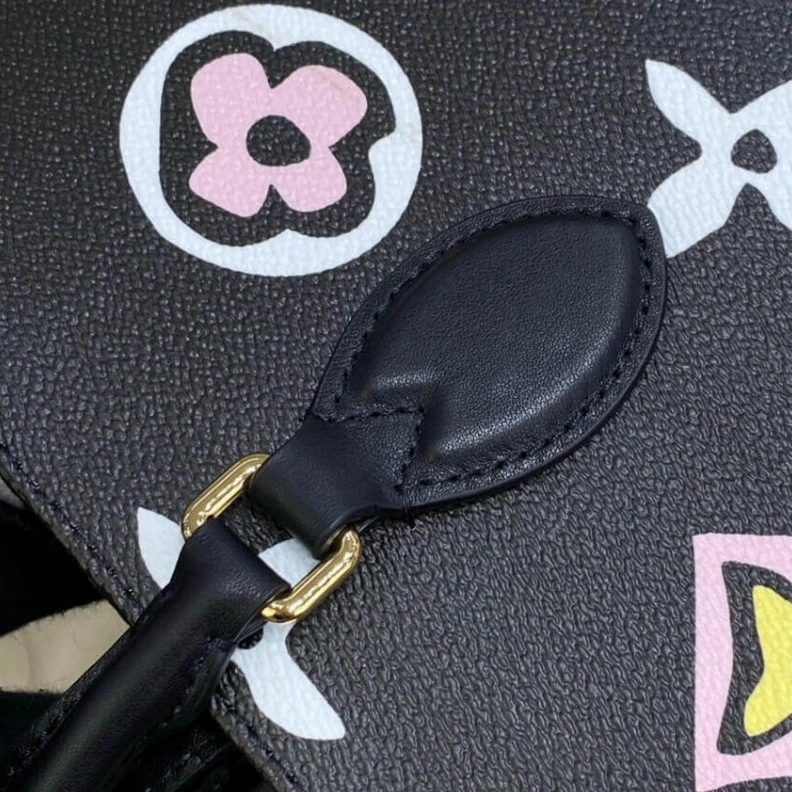 Mythick ru 2 inside Louis Vuitton Monogram Print Onthego GM Black