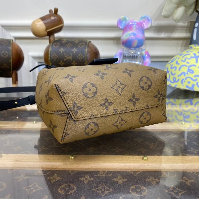 Top lv Atlantis B Louis Vuitton Monogram Reverse Canvas Atlantis BB Bag