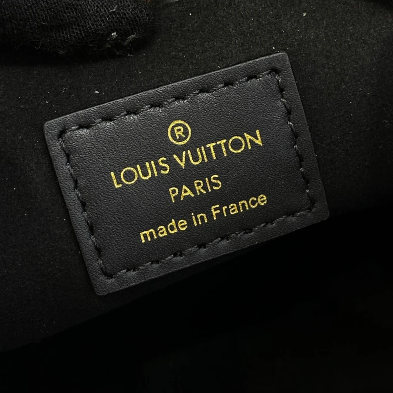 Top lv Atlantis B Louis Vuitton Monogram Reverse Canvas Atlantis BB Bag