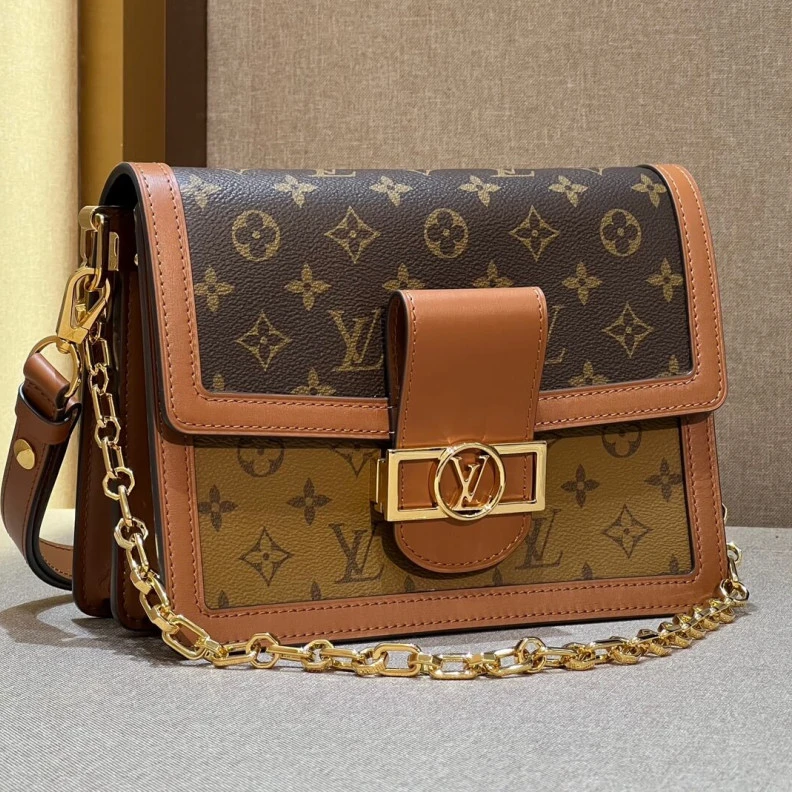 Mythick Inside ba LV Monogram Reverse Canvas Dauphine MM