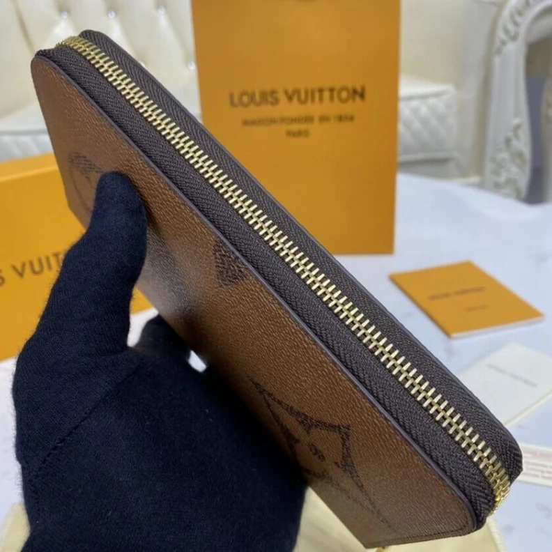 Mythick The Zippy Louis Vuitton Monogram Reverse Canvas Zippy Wallet