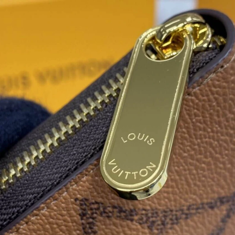 Mythick The Zippy Louis Vuitton Monogram Reverse Canvas Zippy Wallet