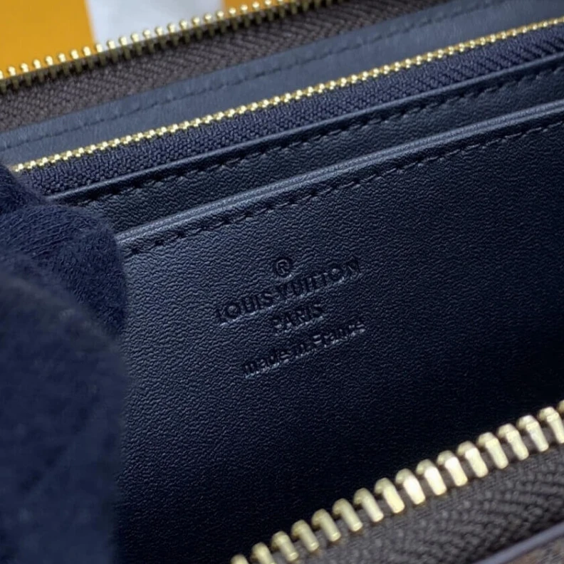 Mythick The Zippy Louis Vuitton Monogram Reverse Canvas Zippy Wallet