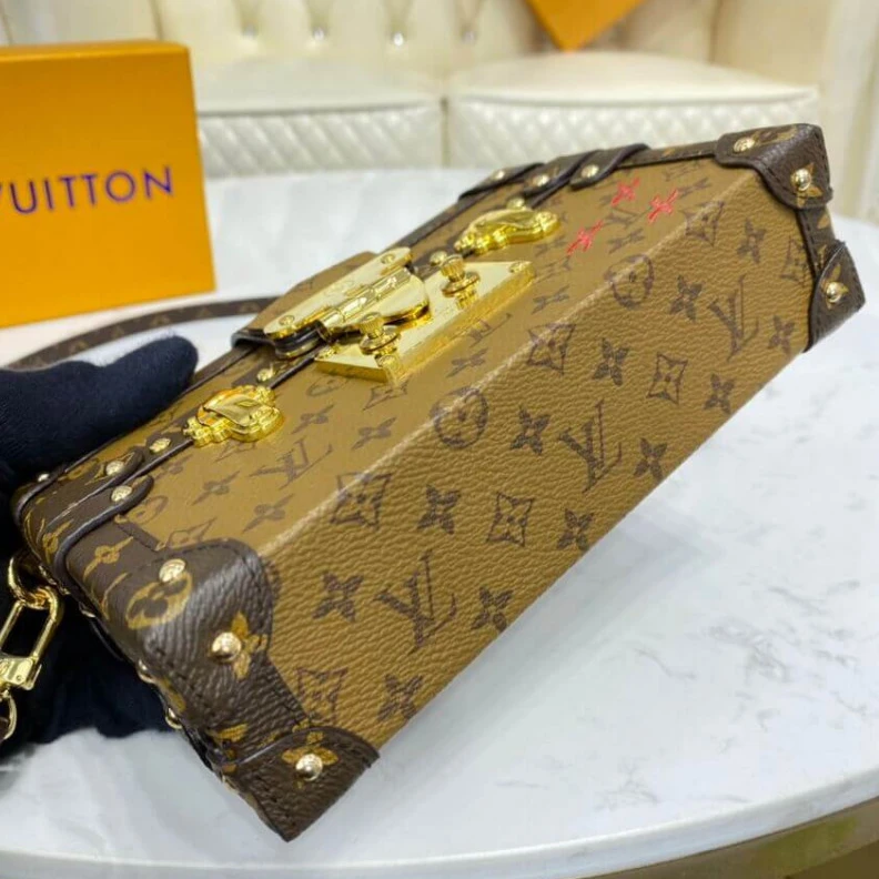 Replica bag Monogram Louis Vuitton Monogram Reverse Petite Malle