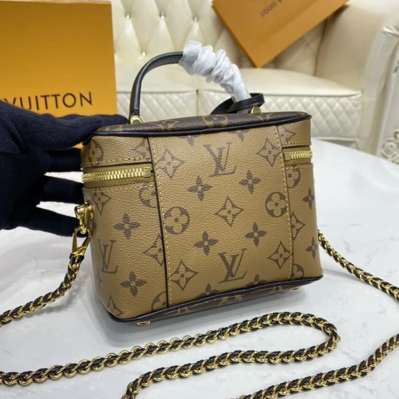 Lv belts replica For Spring LV Monogram Reverse Vanity PM