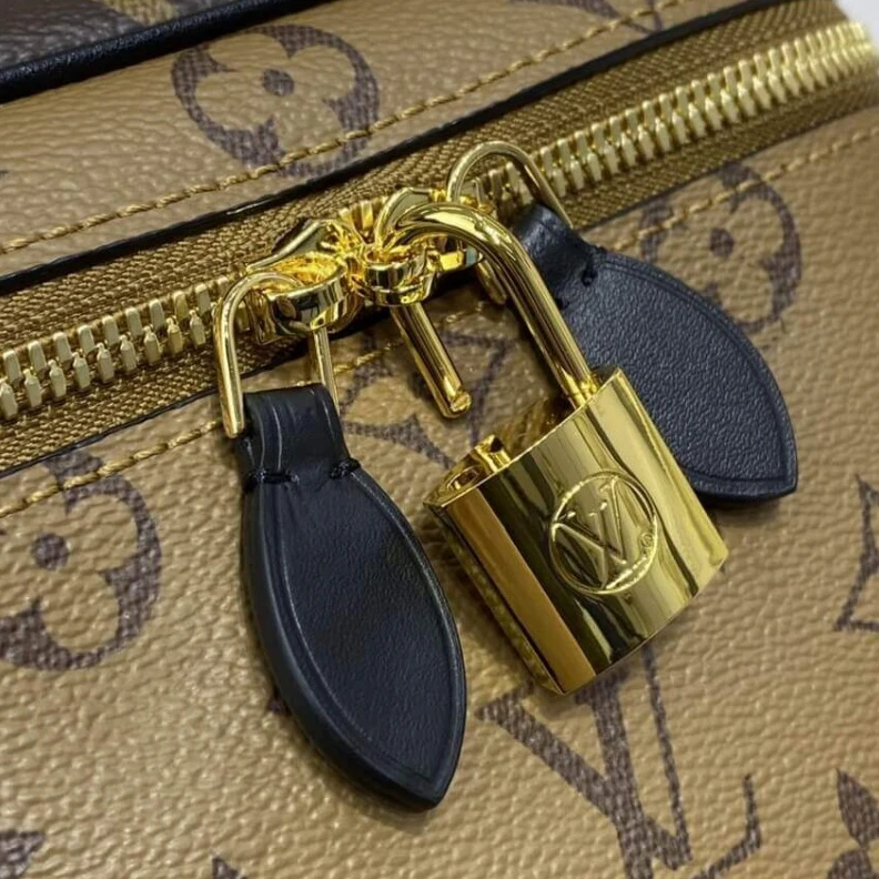 Lv belts replica For Spring LV Monogram Reverse Vanity PM
