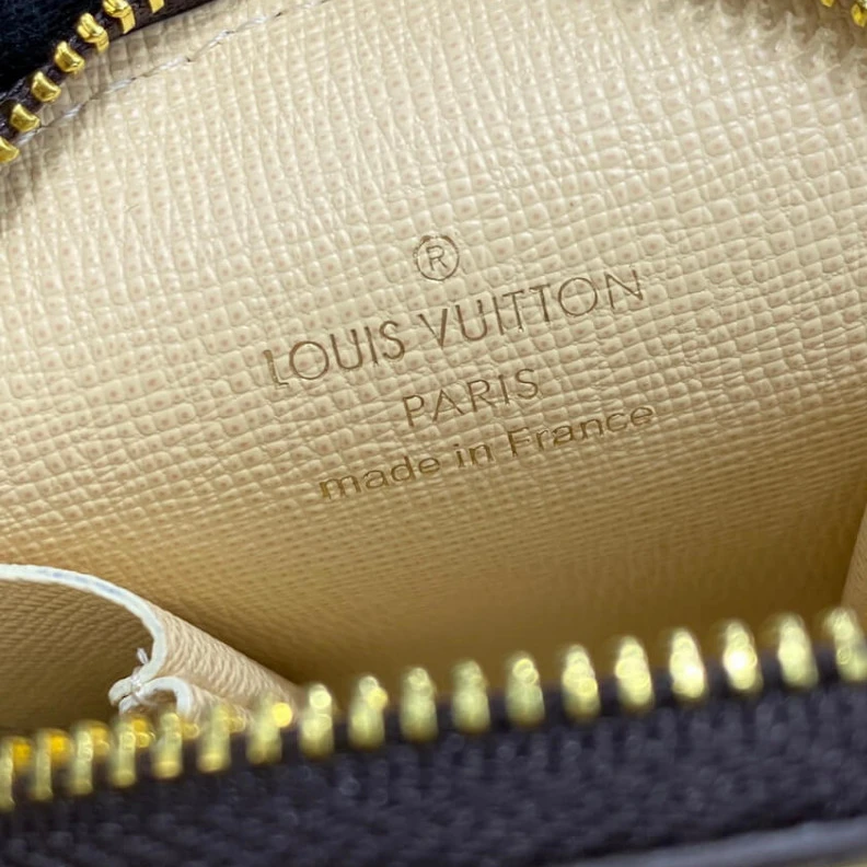 Mythick.ru Goldcolor Louis Vuitton Monogram Round Coin Purse