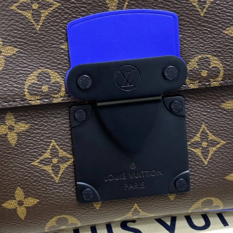 Mythick.ru Handle: S Louis Vuitton Monogram S Lock Messenger Bag Blue