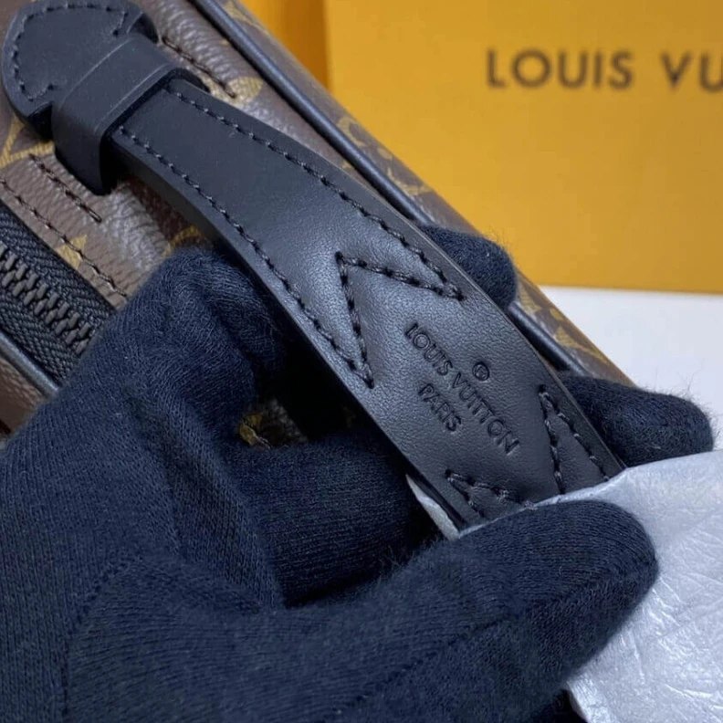 Top lv Inside fl Louis Vuitton Monogram S Lock Messenger Bag