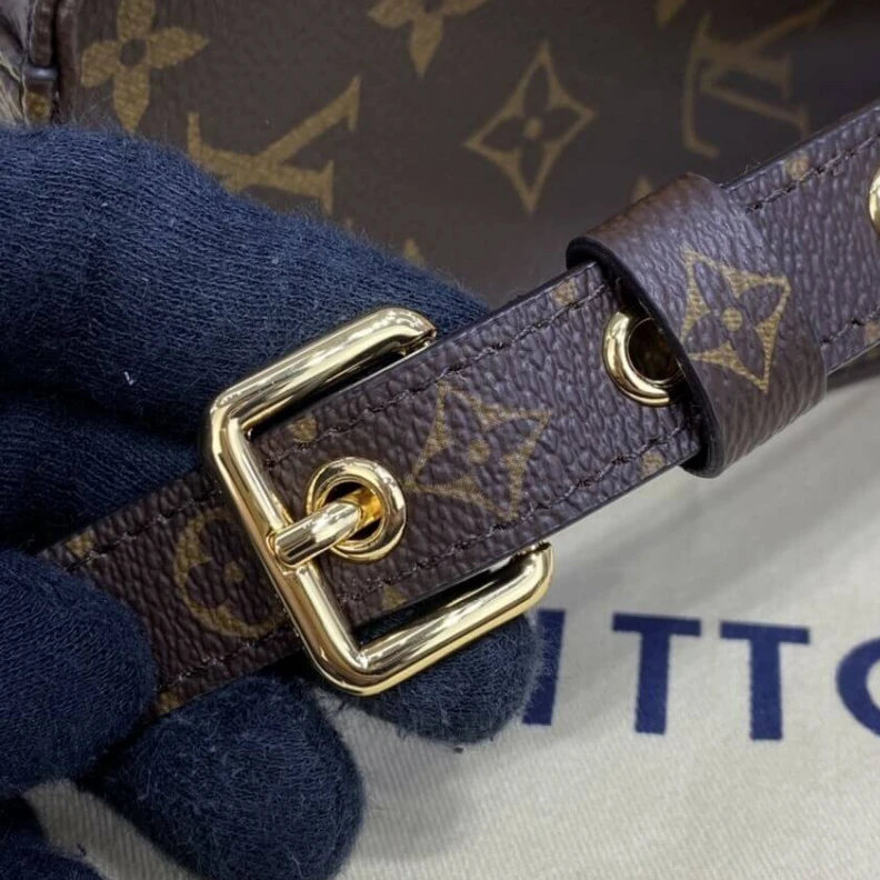 Mythick ru Strap Dro Louis Vuitton Monogram Sac Plat BB