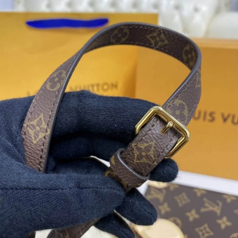 Replica bags Louis Vuitton Monogram Sac Plat Petit