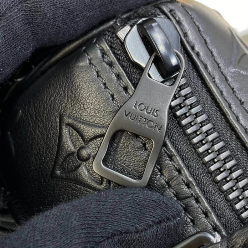 Strap: No Louis Vuitton Monogram Seal Cowhide Leather Keepall XS Black