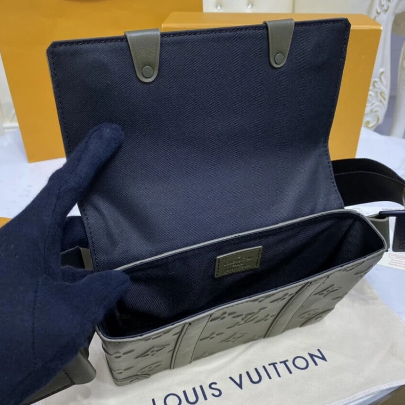 Lv belts replica Toneonton Louis Vuitton Monogram Seal Trunk Slingbag Green