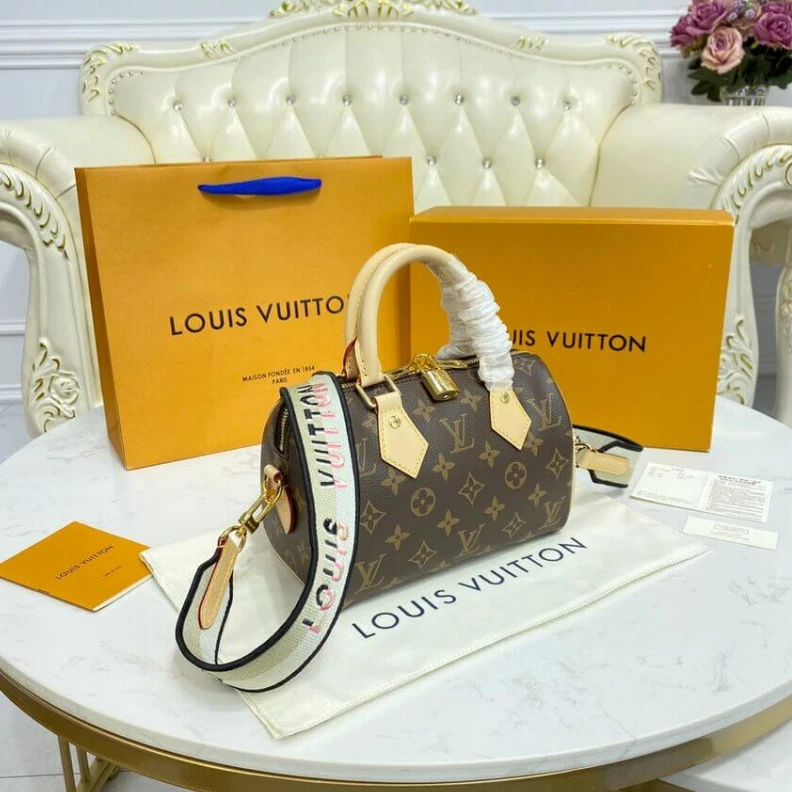 Louis vuitton locations Textile l Louis Vuitton Monogram Speedy Bandouliere 20 Black