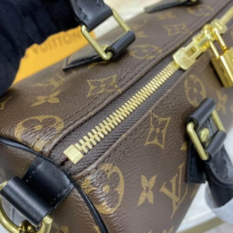 Louis vuitton locations Strap dro Louis Vuitton Monogram Speedy Bandouliere 25 Black