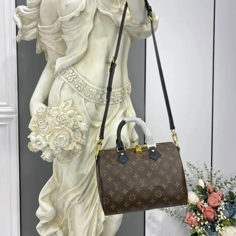 Louis vuitton locations Strap dro Louis Vuitton Monogram Speedy Bandouliere 25 Black