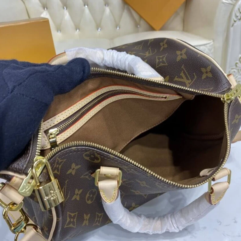 Lv belts replica The Speedy Louis Vuitton Monogram Speedy Bandouliere 30