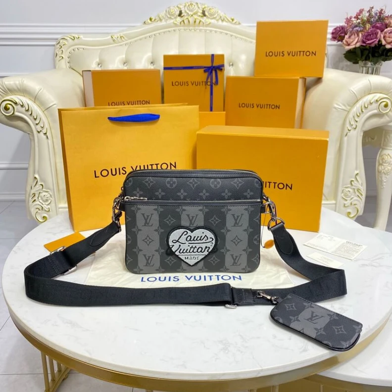 Replica bags Textile l Louis Vuitton Monogram Stripes Black Trio Messenger