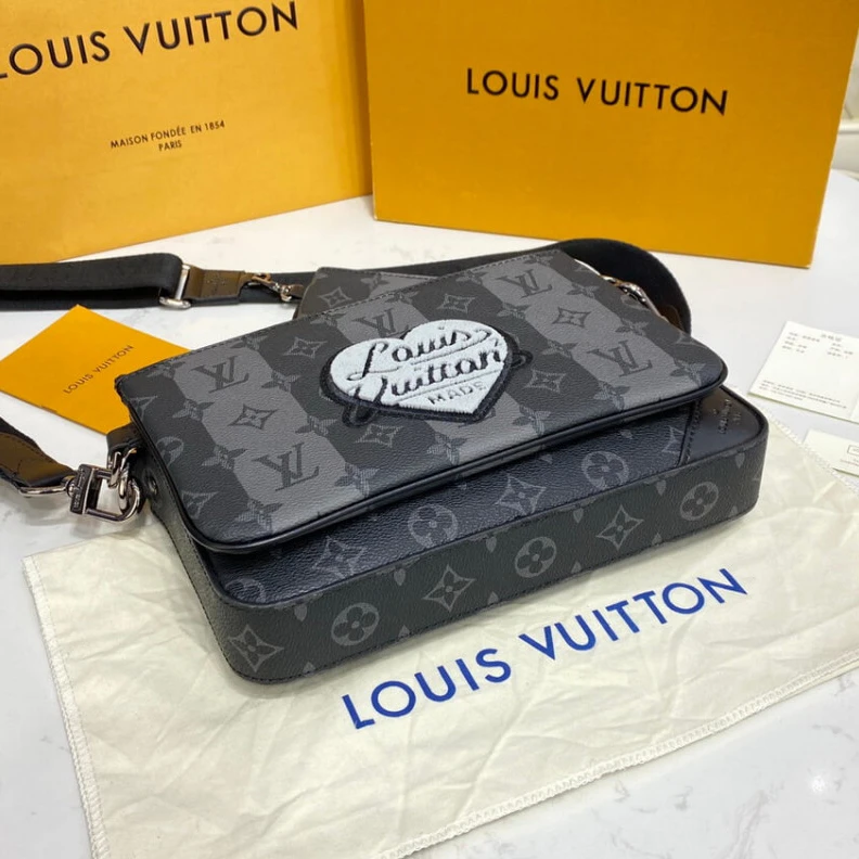 Replica bags Textile l Louis Vuitton Monogram Stripes Black Trio Messenger