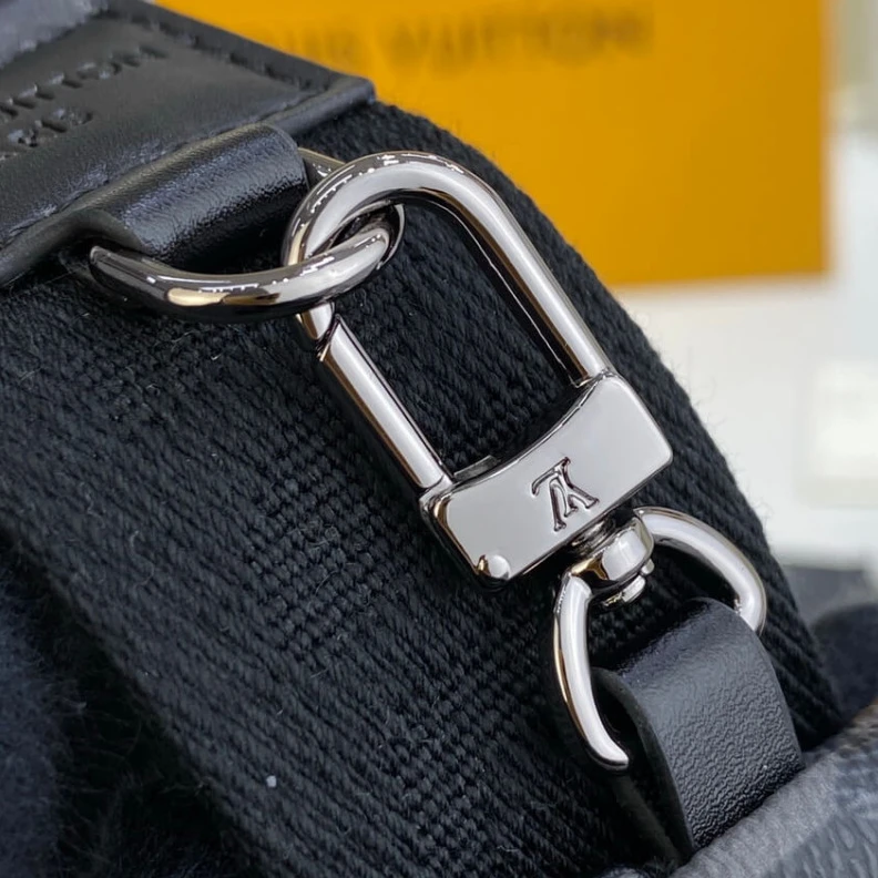 Replica bags Textile l Louis Vuitton Monogram Stripes Black Trio Messenger