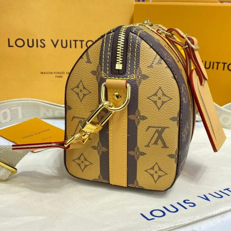 Mythick Cowhidele Louis Vuitton Monogram Stripes Brown City Keepall