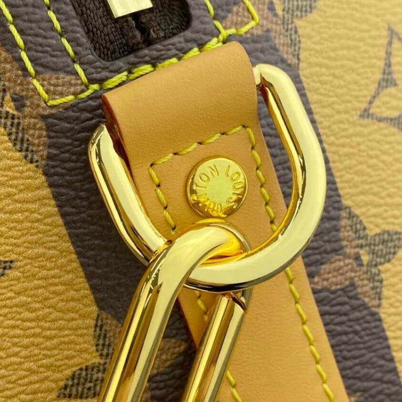 Mythick Cowhidele Louis Vuitton Monogram Stripes Brown City Keepall