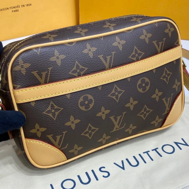 Mythick Monogram LV Monogram Trocadero 23 Shoulder Bag