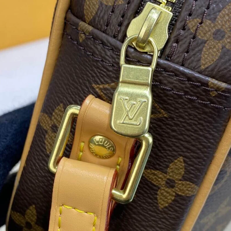Mythick Monogram LV Monogram Trocadero 23 Shoulder Bag