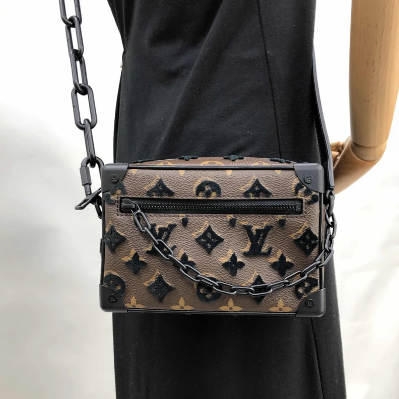 Mythick ru Embroider Louis Vuitton Monogram Tuffetage Mini Soft Trunk