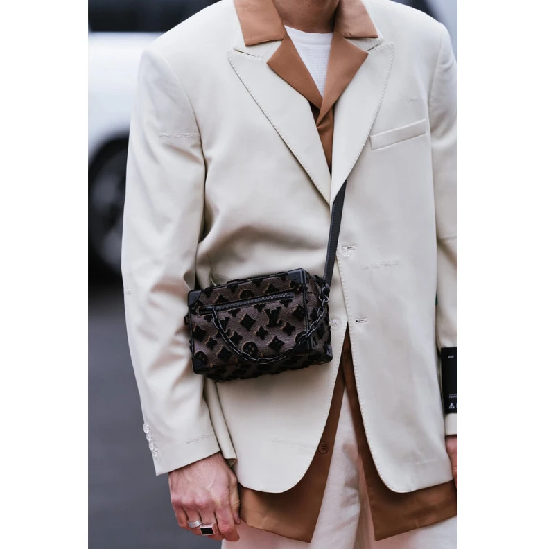 Mythick ru Embroider Louis Vuitton Monogram Tuffetage Mini Soft Trunk