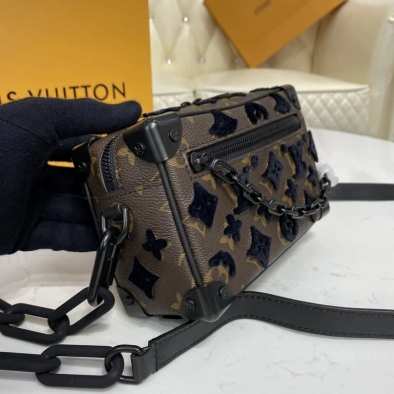 Mythick ru Embroider Louis Vuitton Monogram Tuffetage Mini Soft Trunk