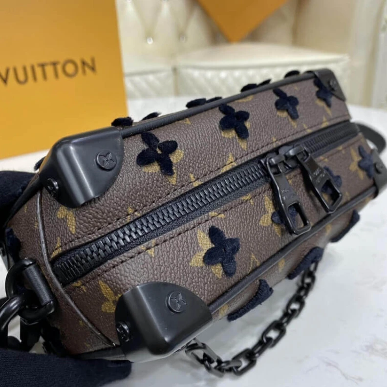 Mythick ru Embroider Louis Vuitton Monogram Tuffetage Mini Soft Trunk
