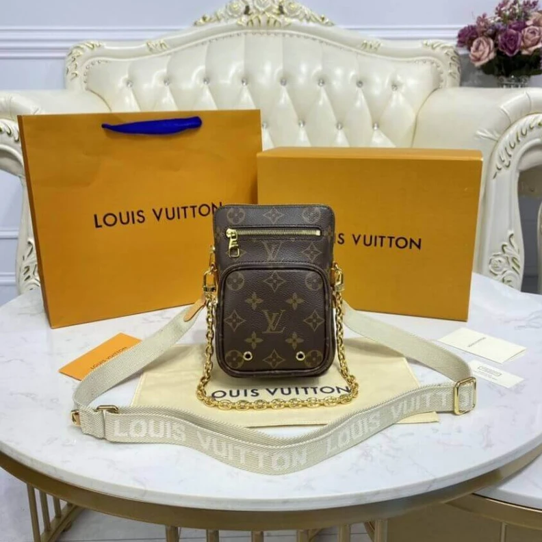Replica bags Chain: Re Louis Vuitton Monogram Utility Phone Sleeve M80746
