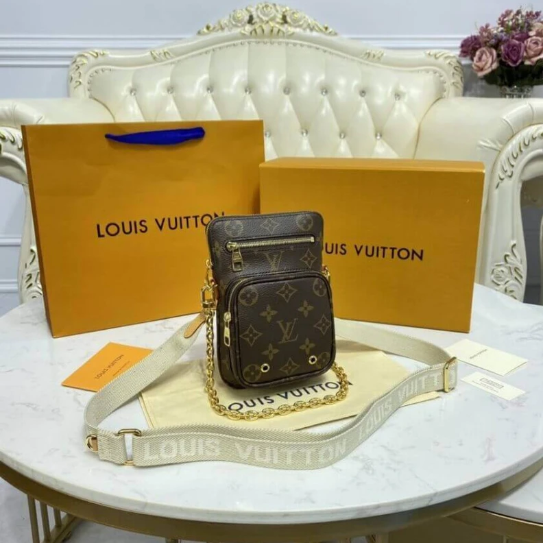 Replica bags Chain: Re Louis Vuitton Monogram Utility Phone Sleeve M80746