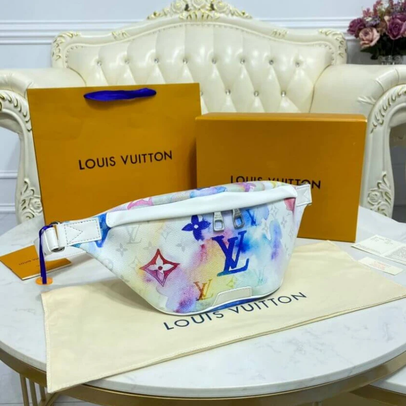 Mythick ru Strap Dro Louis Vuitton Monogram Watercolor Multico Discovery Bumbag PM