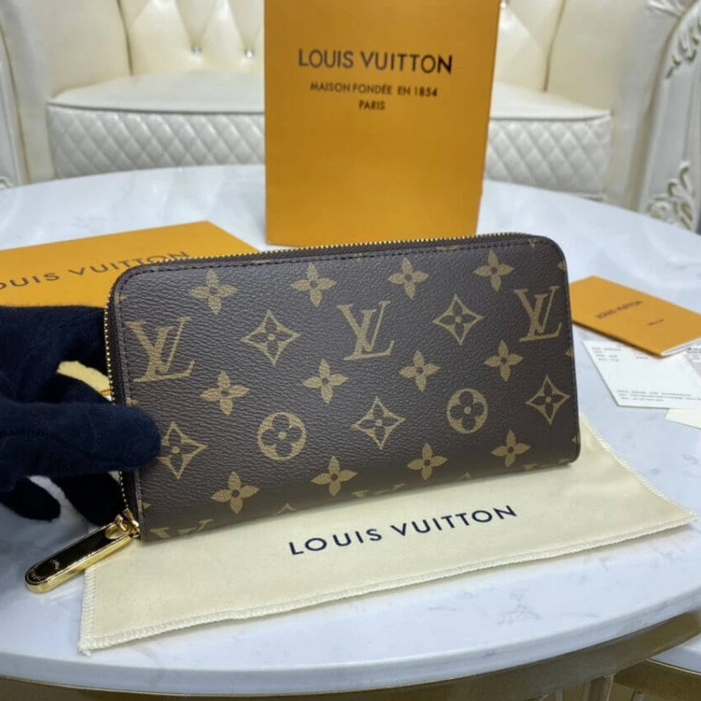 Replica bags lv 12 card s Louis Vuitton Monogram Zippy Wallet Red