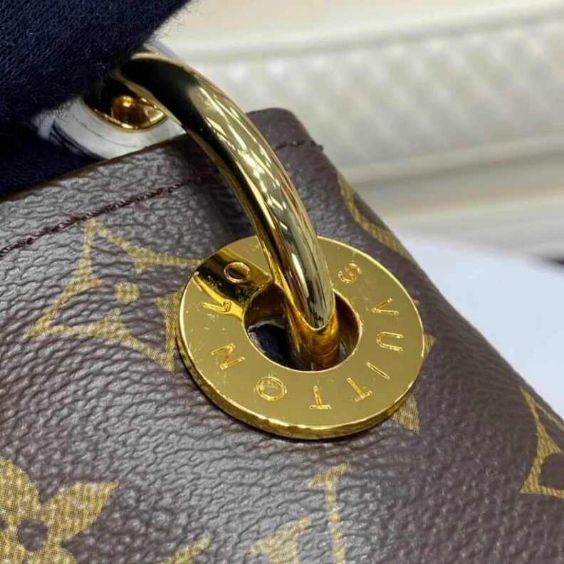 Mythick.ru 4 protect LV Monogram and Python Handle Artsy MM