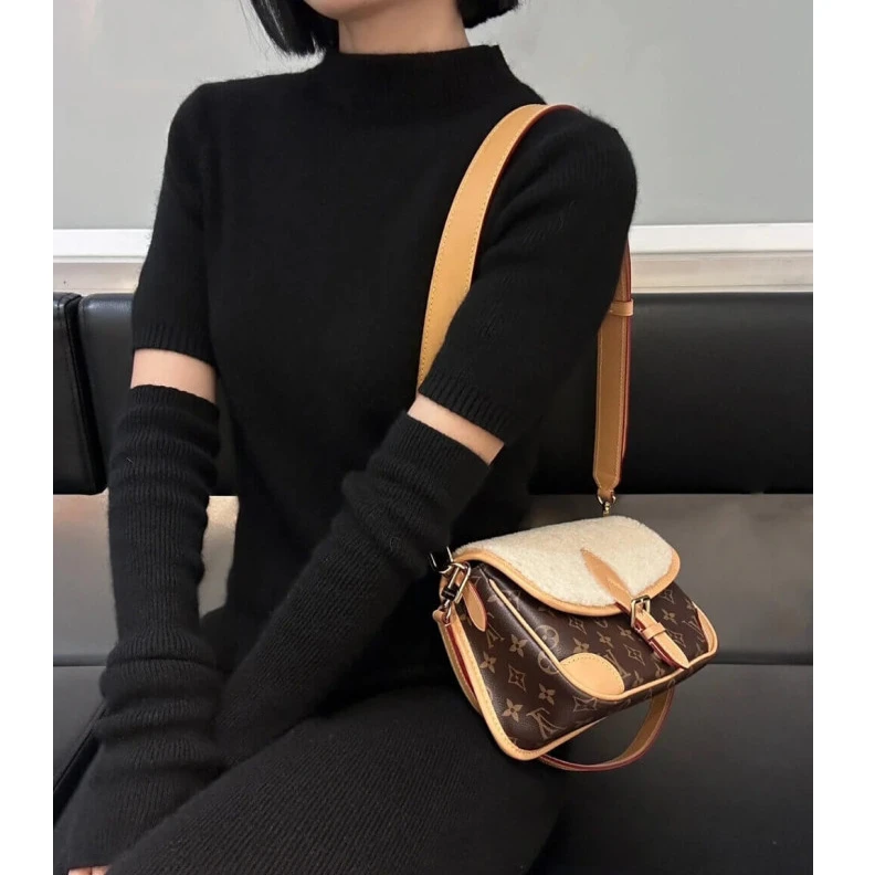 Replica bags lv Handle:Si Louis Vuitton Monogram and Shearling Diane Bag