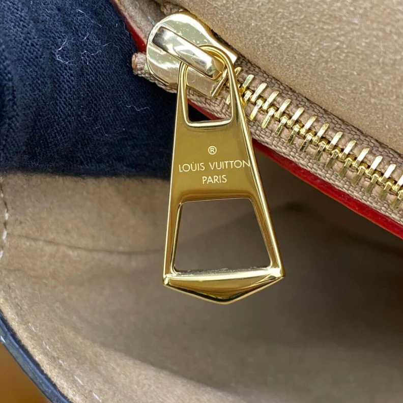 Replica bags lv Handle:Si Louis Vuitton Monogram and Shearling Diane Bag