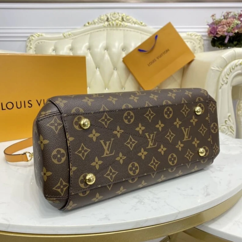 Mythick.ru 2 braided LV Montaigne MM Bag With Braided Handle Monogram