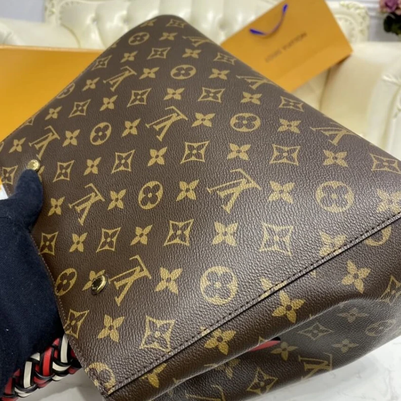 Mythick.ru 2 braided LV Montaigne MM Bag With Braided Handle Monogram