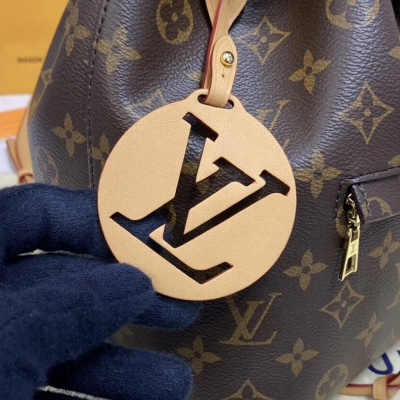 Mythick.ru Goldcolor LV Montsouris PM Backpack